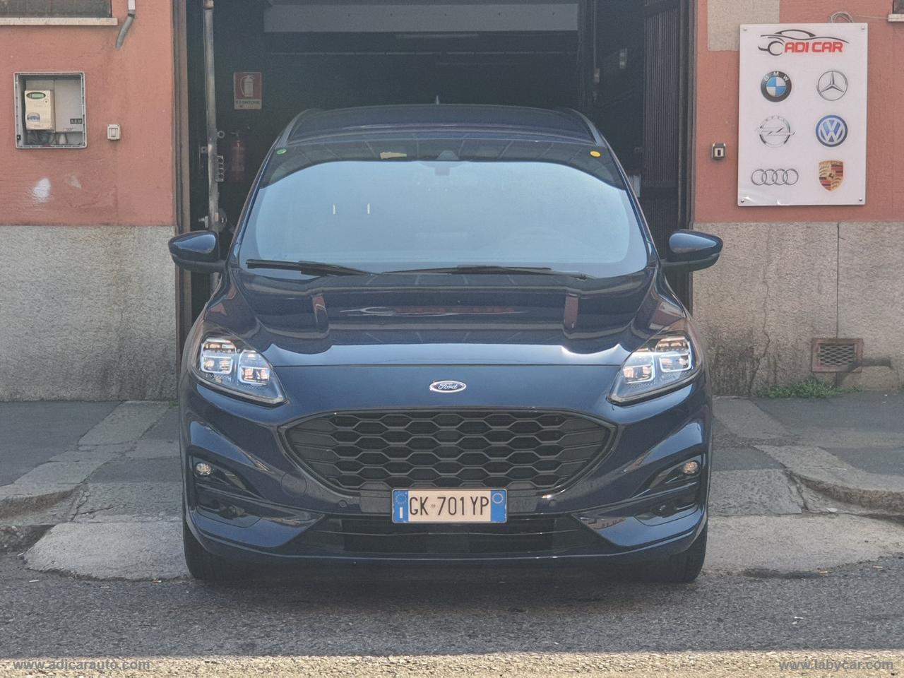 FORD Kuga 2.5 Full Hybrid 190 CVT 2WD ST-Line