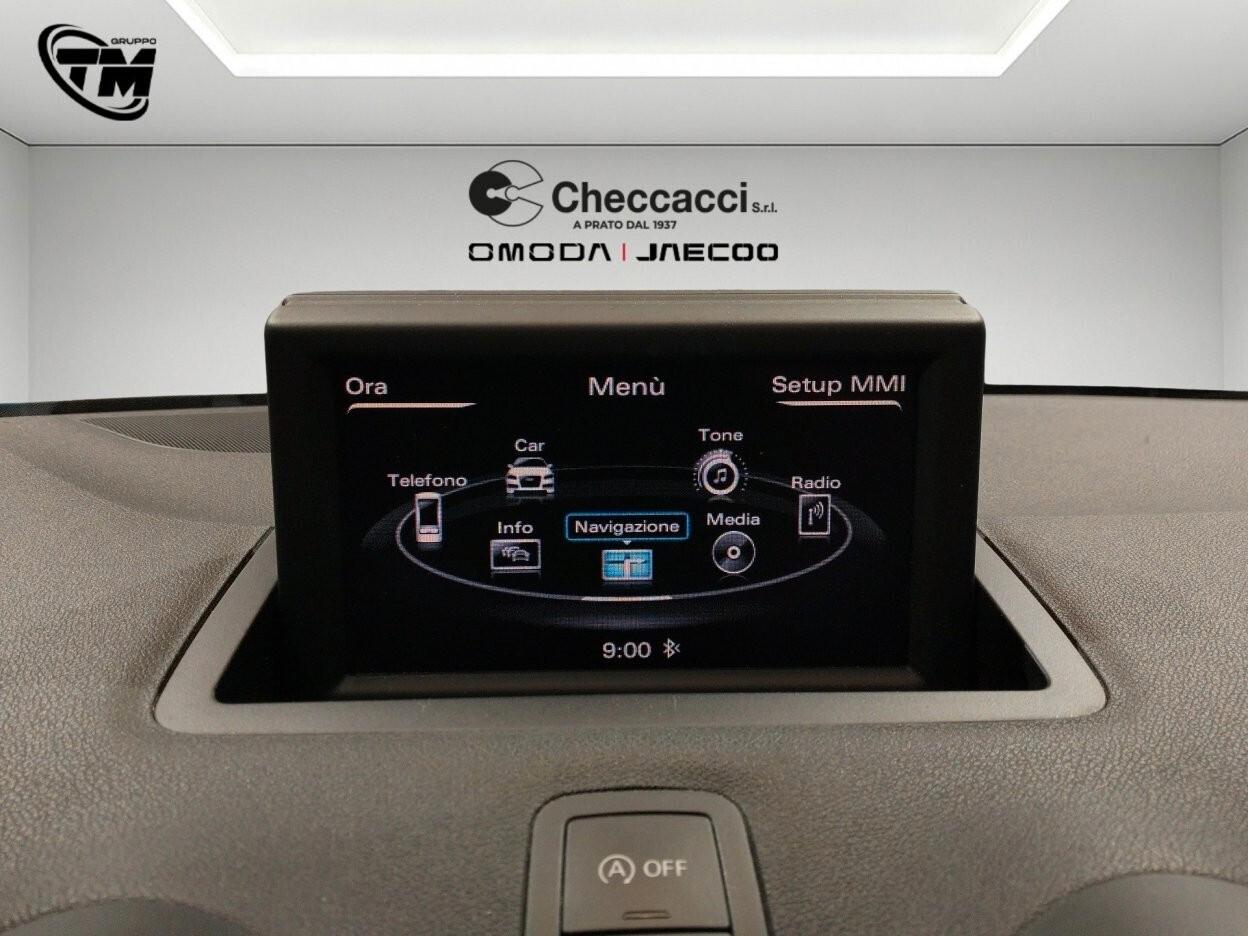 Audi A1 3p 1.6 tdi Attraction c/clima 90cv NEOPATENTATI
