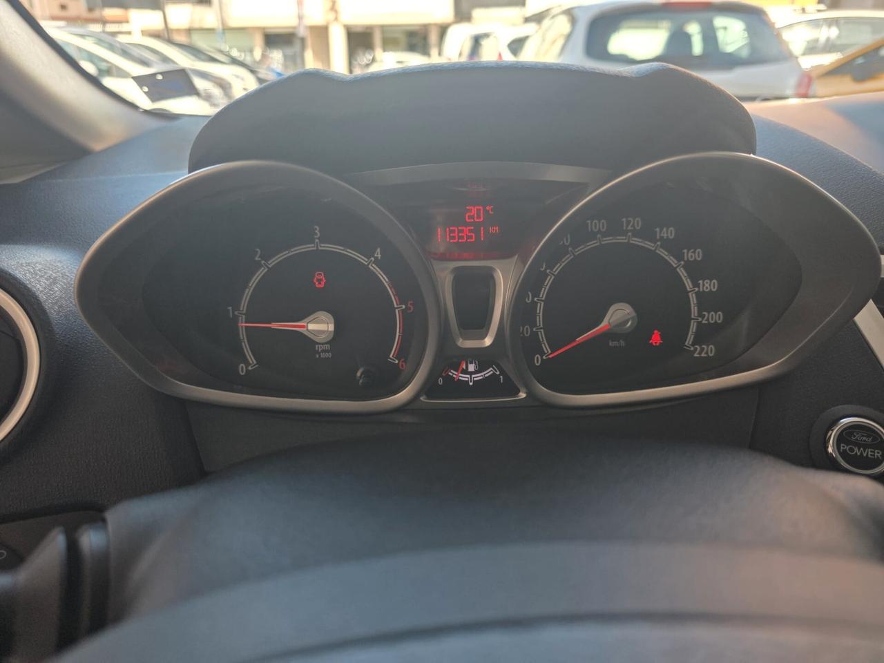 FORD FIESTA 1.4 DIESEL CON SOLI 113.000 KM 2012