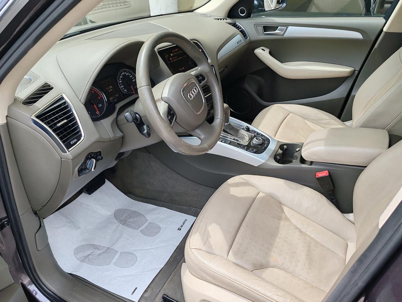 Audi Q5 S - Tronic 2.0 TDI - Quattro S Line