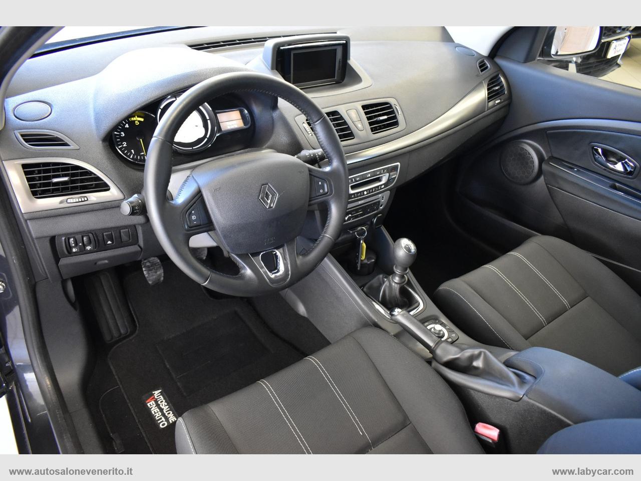 RENAULT Mégane 1.5 dCi 110 CV SporTour Wave