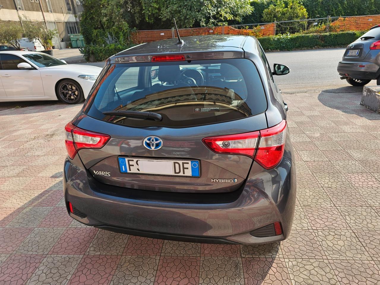 Toyota Yaris 1.5 Hybrid/BUSSINES/IVA ESPOSTA