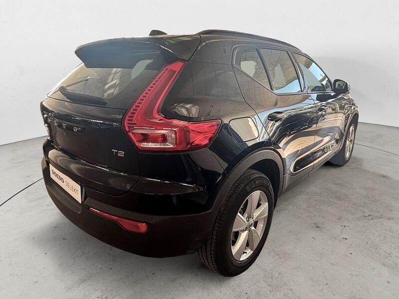 Volvo XC40 T2 129 CV Automatica LED Momentum Core