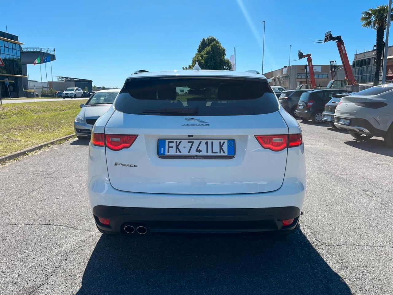 Jaguar F-Pace 2.0 D 180 CV AWD R-Sport