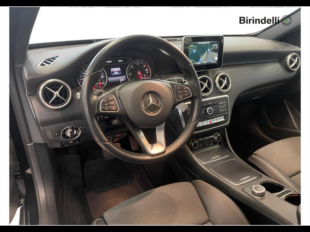 Mercedes-Benz Classe A (W176) - A 180 d Automatic Sport