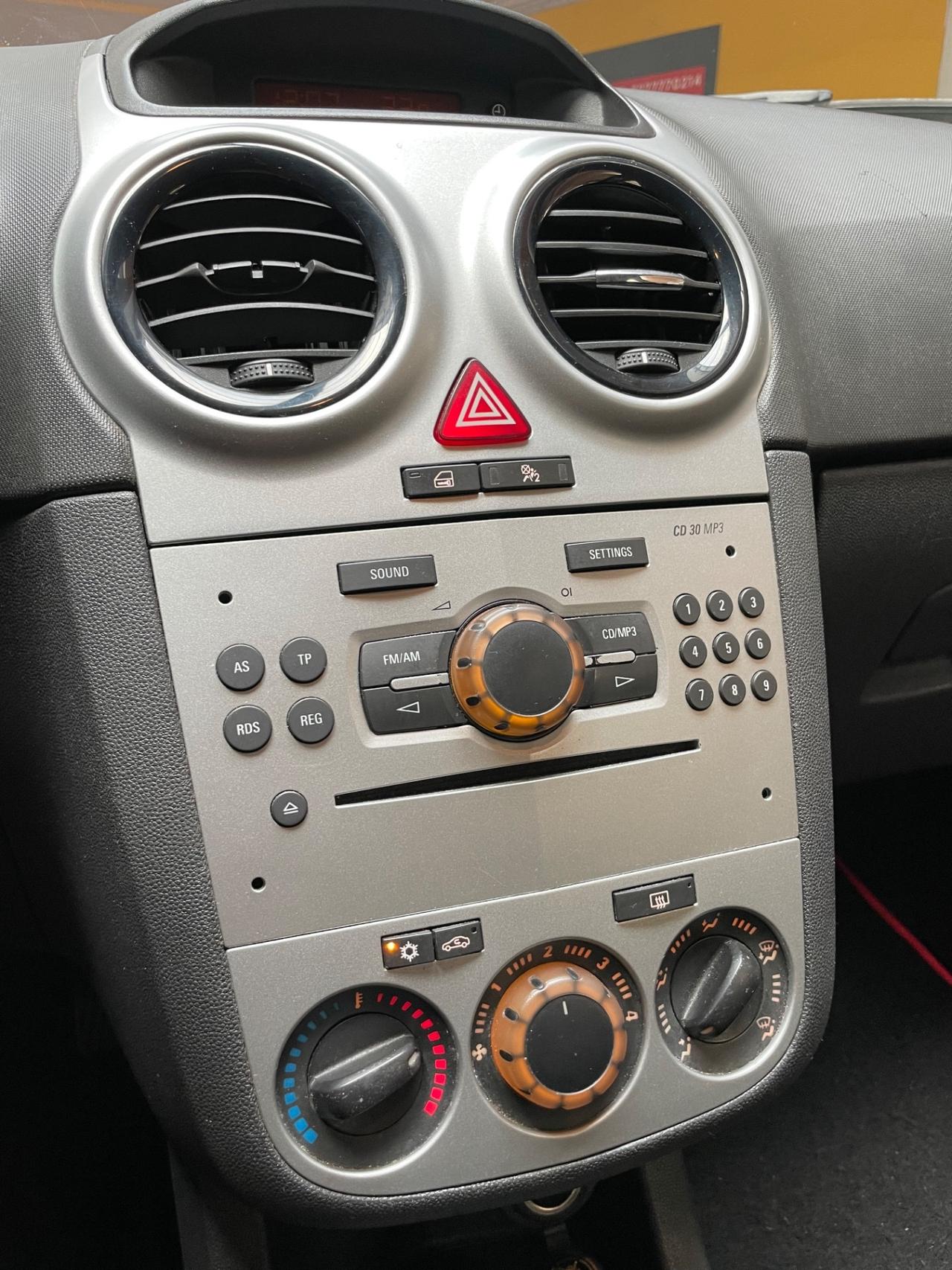 Opel Corsa 1.2 Neopatentati Euro 5