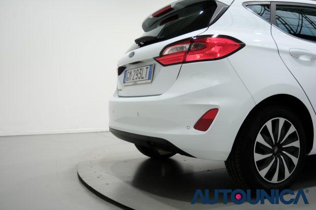 FORD Fiesta 1.1 75 CV GPL 5 PORTE TITANIUM NEOPATENTATI