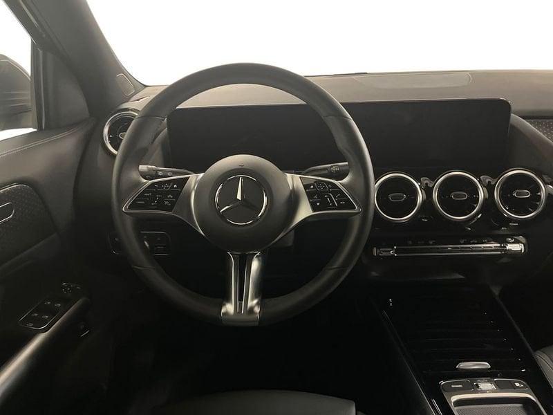 Mercedes-Benz GLA 180 d Automatic Business Extra