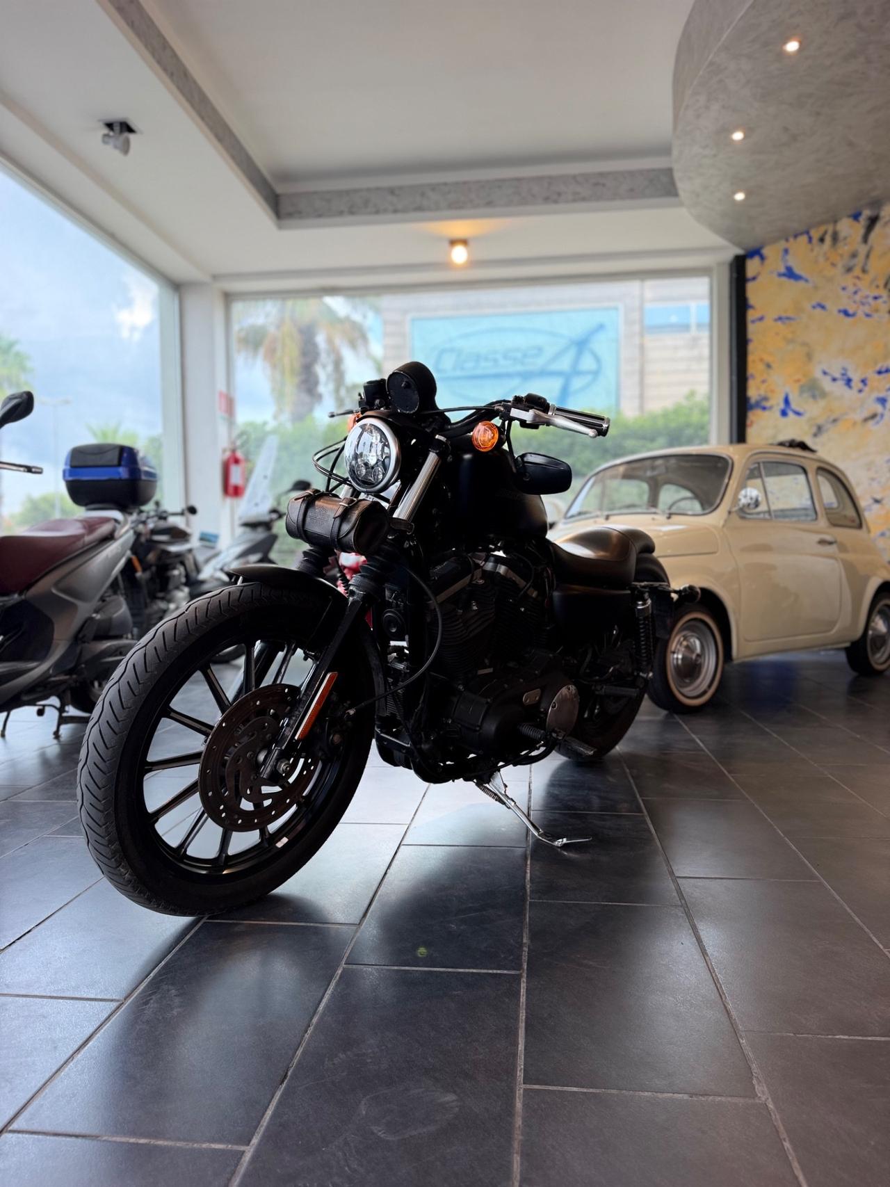 Harley-davidson 883 Iron Sportster XL 883N