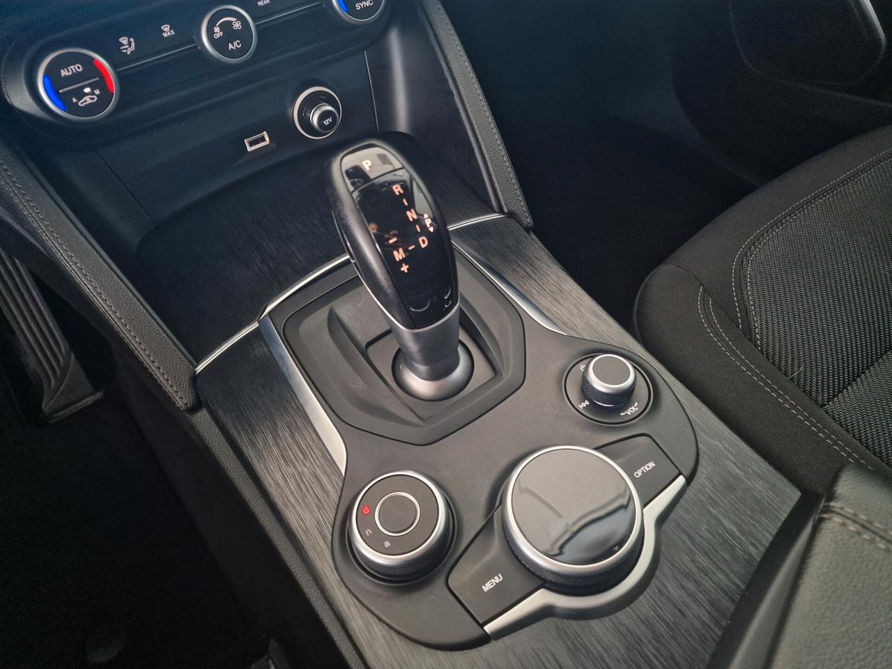 Alfa Romeo Stelvio 2020