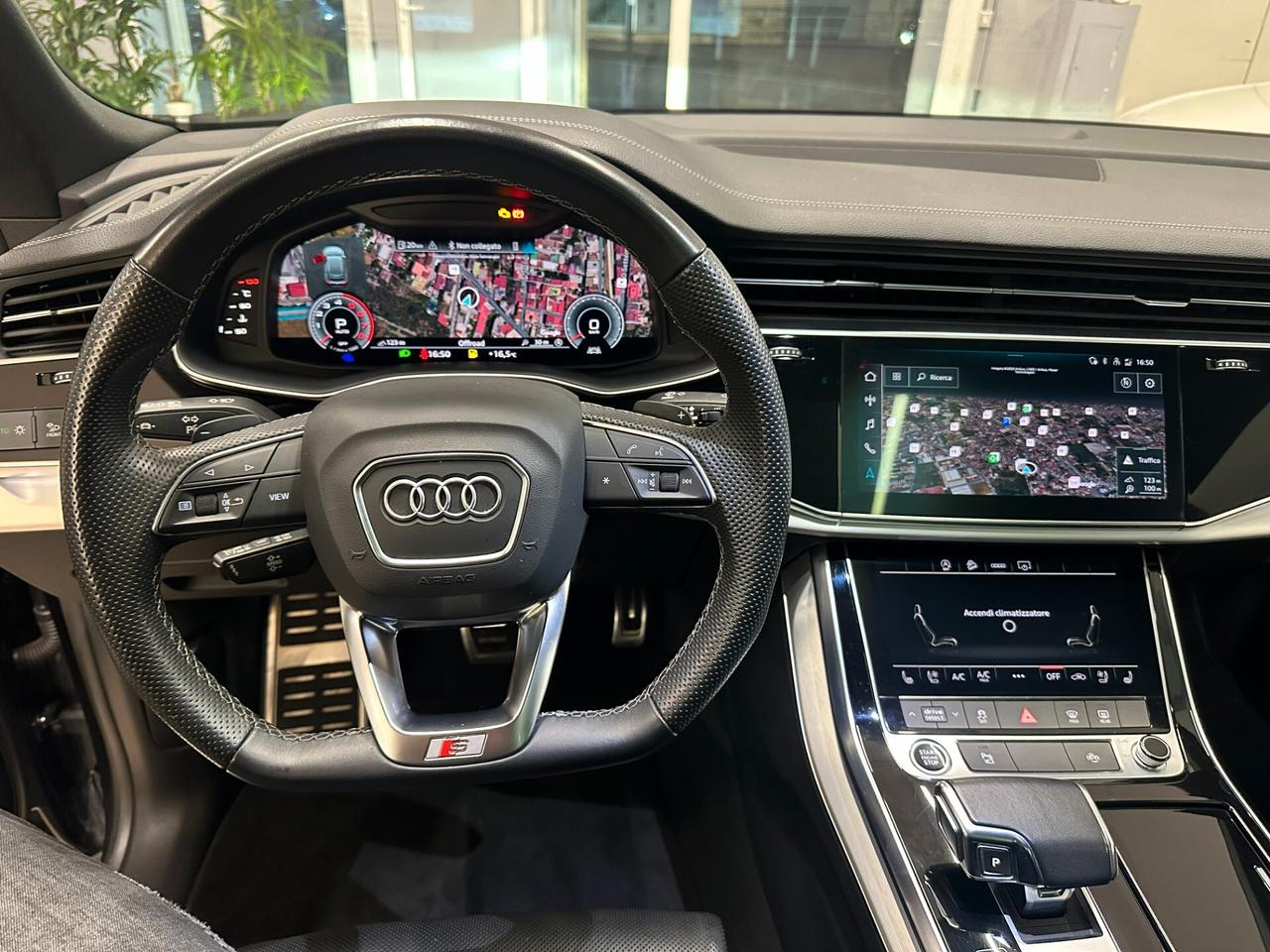 Audi Q8 55 TFSI Sport Versione RS