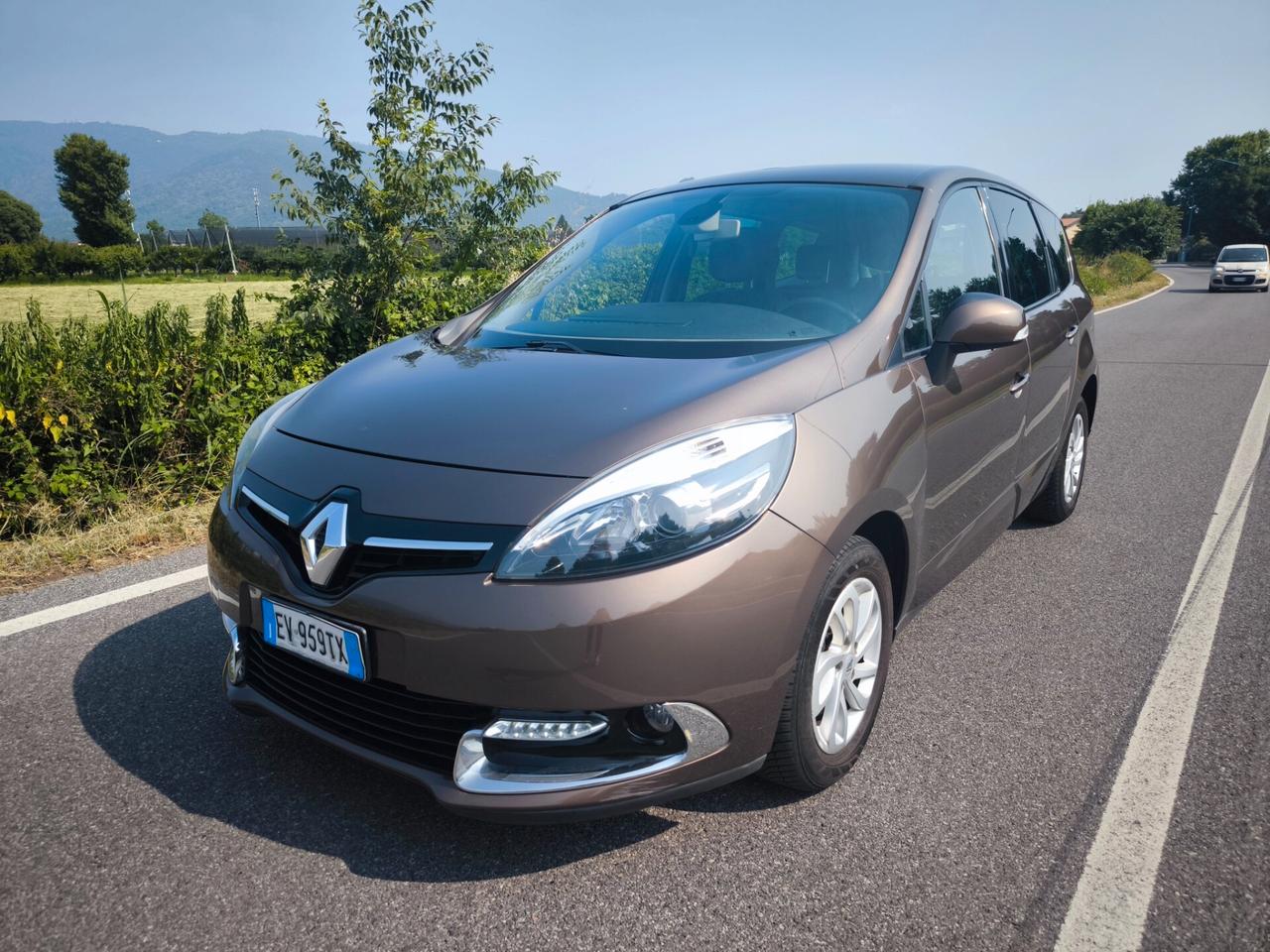 RENAULT SCENIC 1,5 DCI ENERGY - 110CV-7 POSTI-