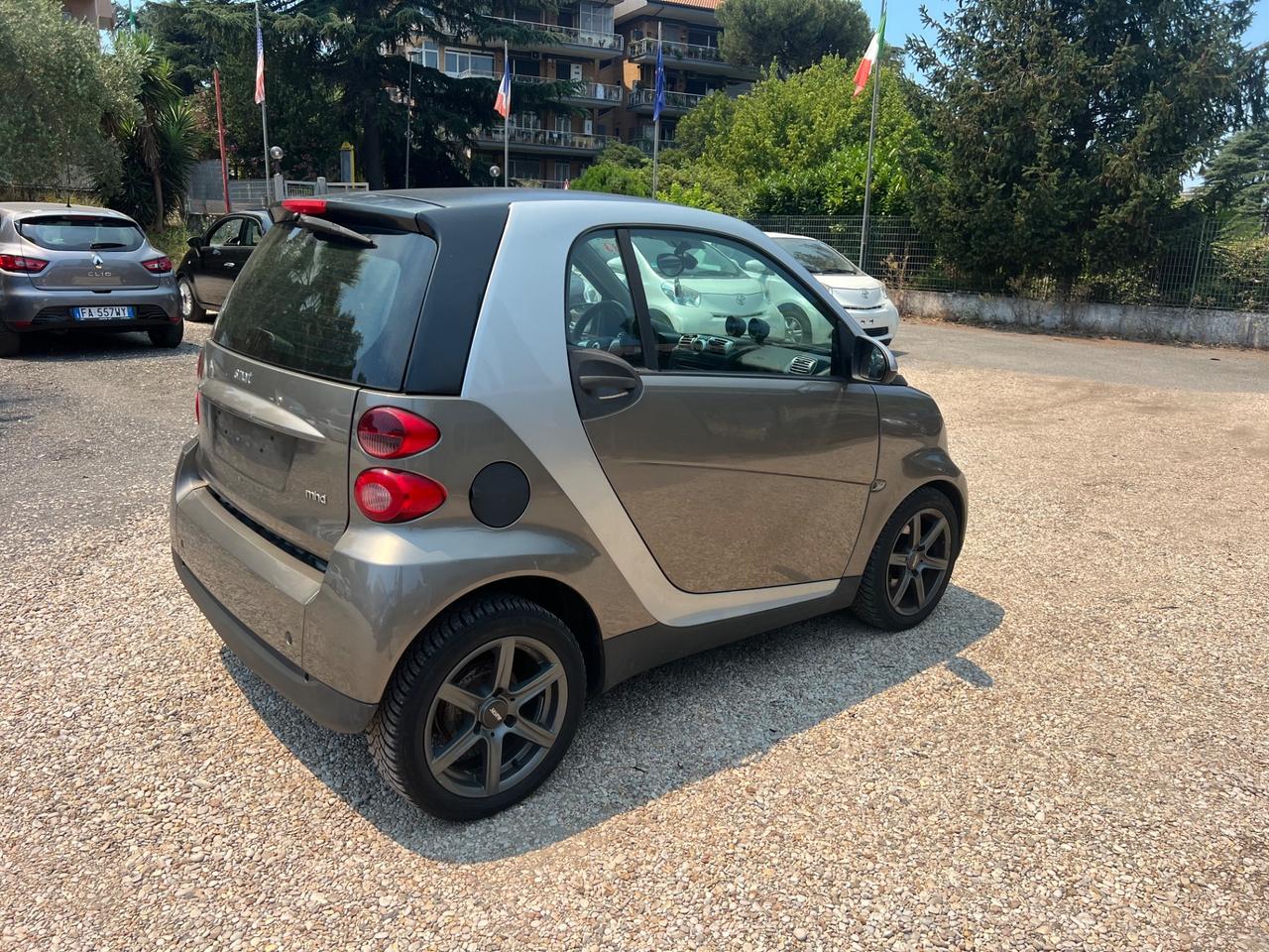 Smart ForTwo 1000 52 kW MHD SERVOSTERZO coupé passion