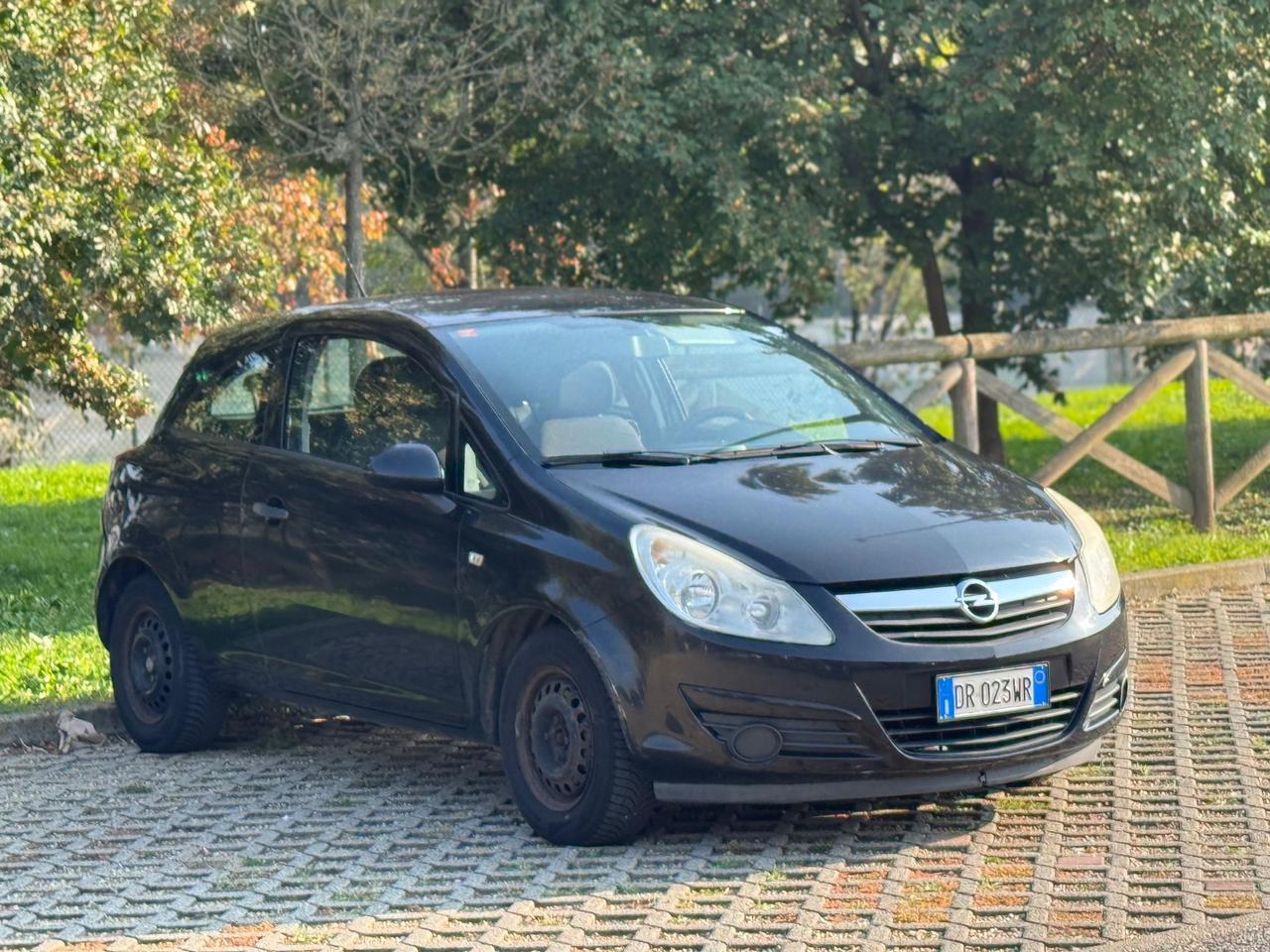 Opel Corsa 1.2 3 porte Easytronic Sport