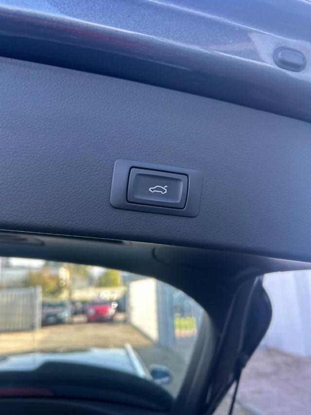 AUDI A6 Avant 2.0 TDI 190 CV S-Line S tronic quattro