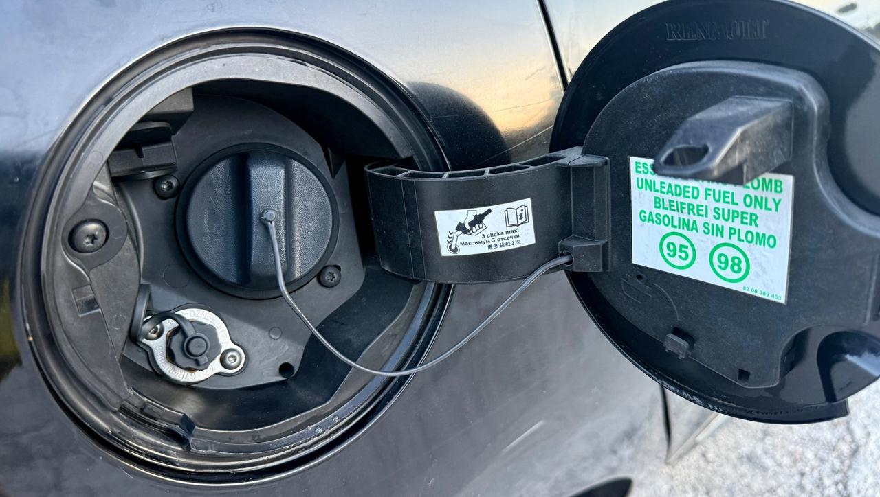 Renault Clio 1.2 Benzina GPL Uniproprietà NEOPATENTATI