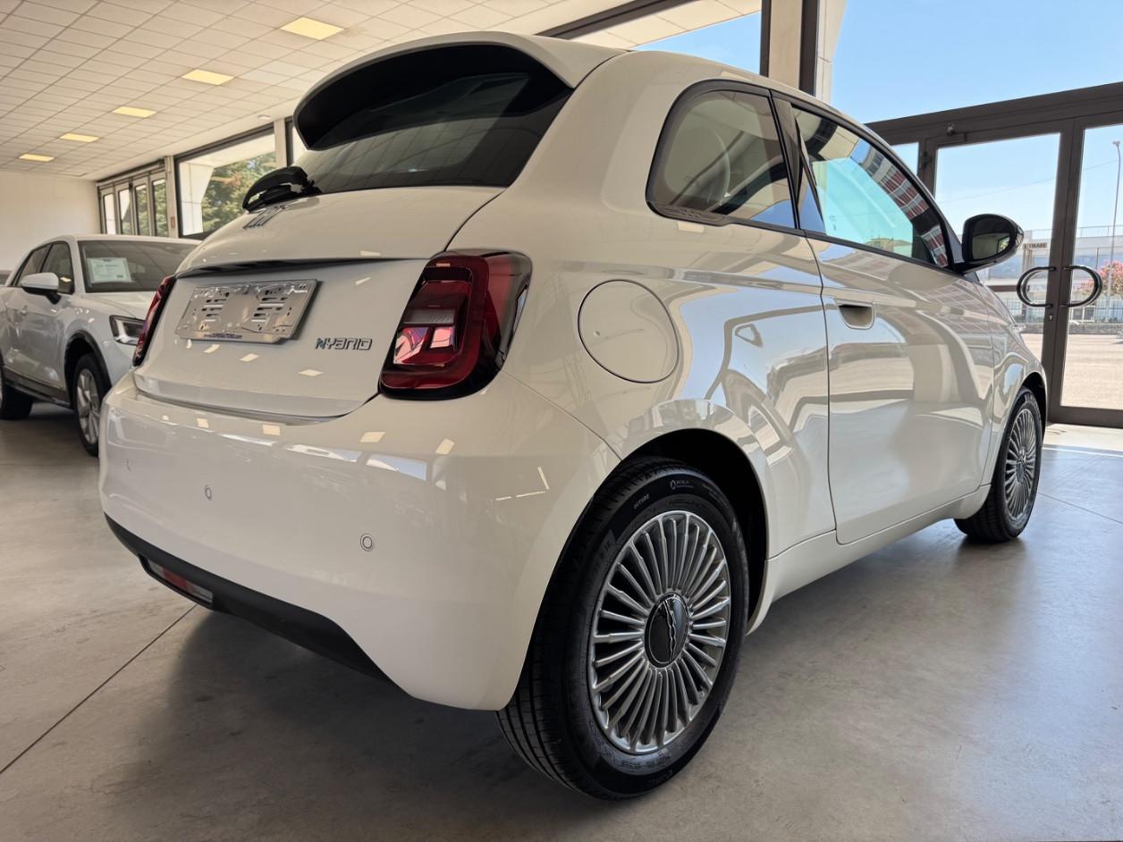 Fiat 500 1.0 hybrid Icon