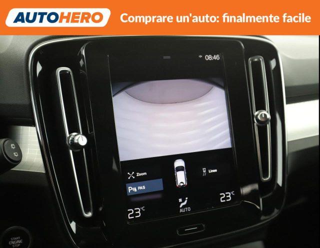 VOLVO XC40 T3 Geartronic Momentum Pro