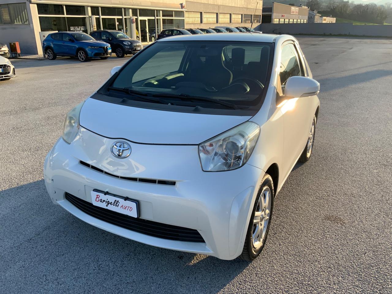 Toyota iQ 1.0 Sol