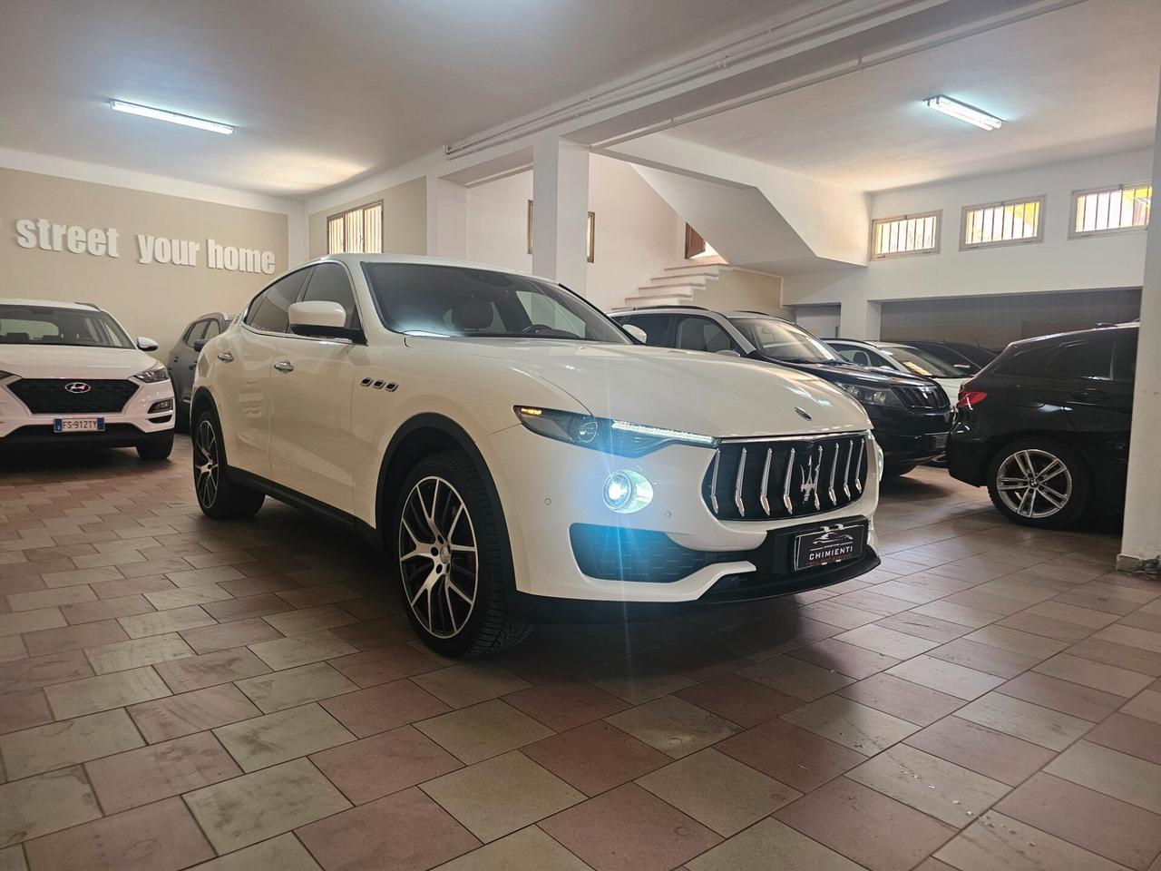 Maserati Levante V6 Diesel 275 CV AWD Gransport