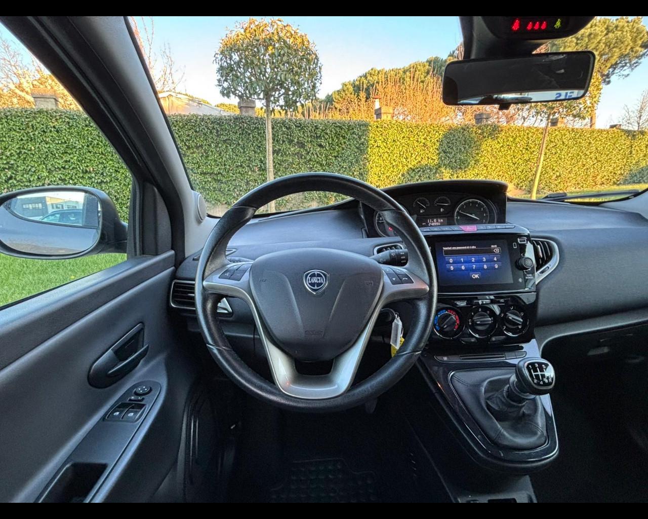 LANCIA Ypsilon III 2021 - Ypsilon 1.0 firefly hybrid Gold Plus s&s 70cv 5p.ti