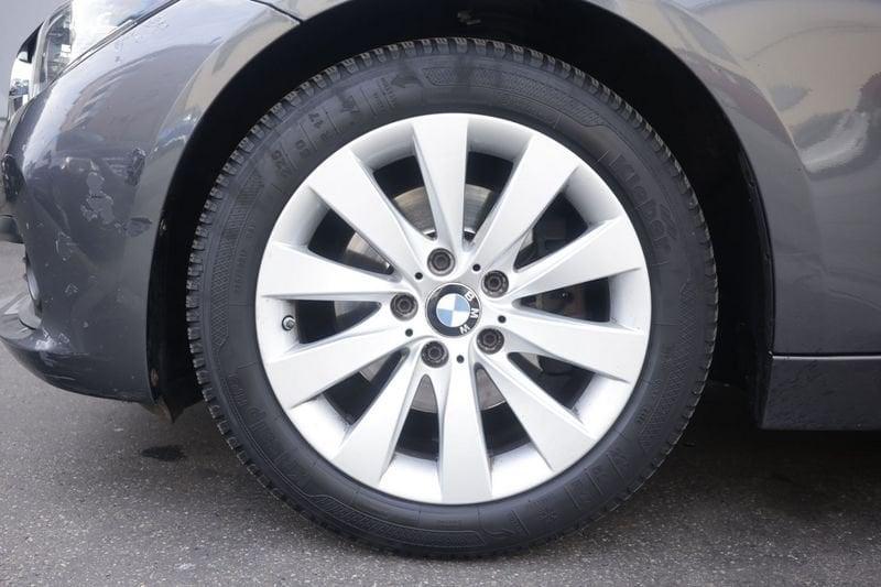 BMW Serie 3 Touring BMW Serie 3 Touring 320d xDrive Luxury Unicoproprietario