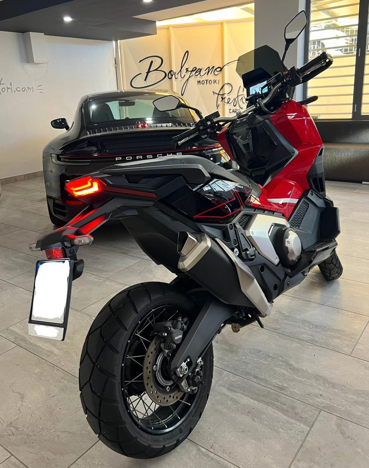 HONDA X-ADV 750 SPECIAL EDITION 2024