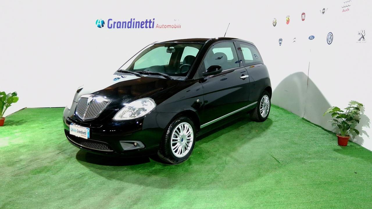 lancia ypslon 1.3 mjt 16v oroBianco 90cv- 2007