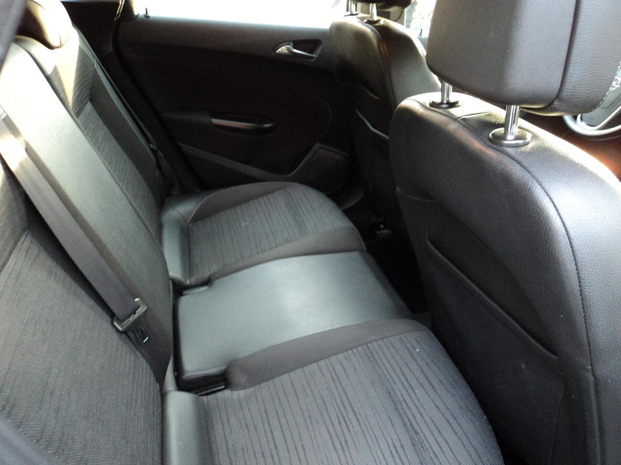 Opel Astra 1.6 CDTi 110CV Sports Tourer Cosmo