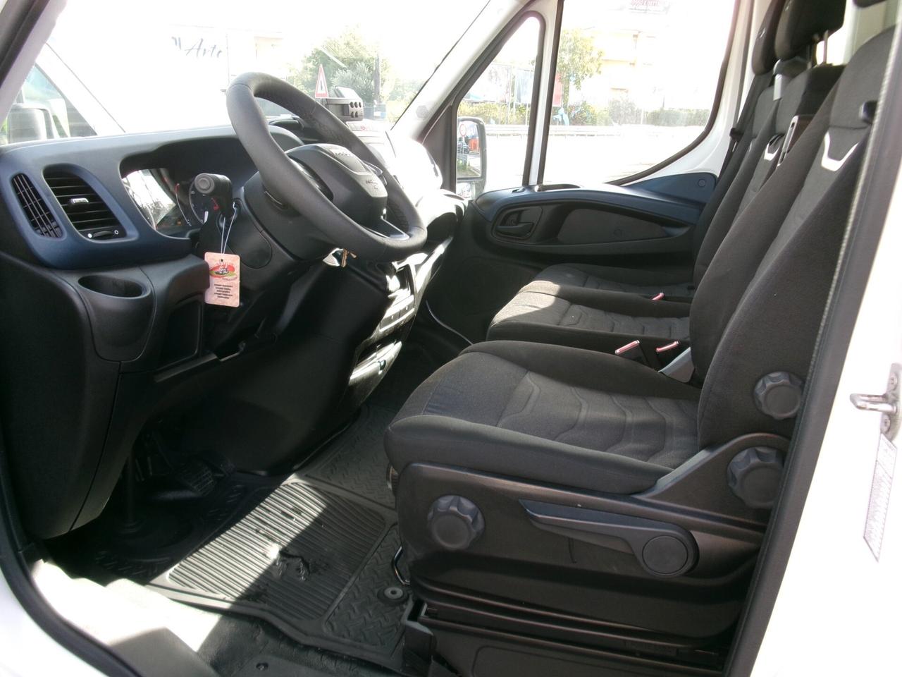 Iveco Daily 35C14 2.3 140CV E6D HI-MATIC FRIGO ATP FRBX 10/2028 7 PEDANE