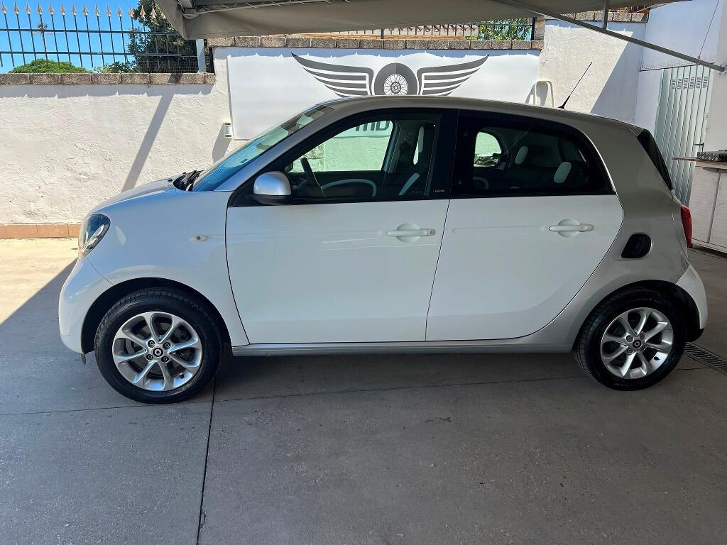 Smart Forfour 1.0 71 CV Passion - Bellissima!