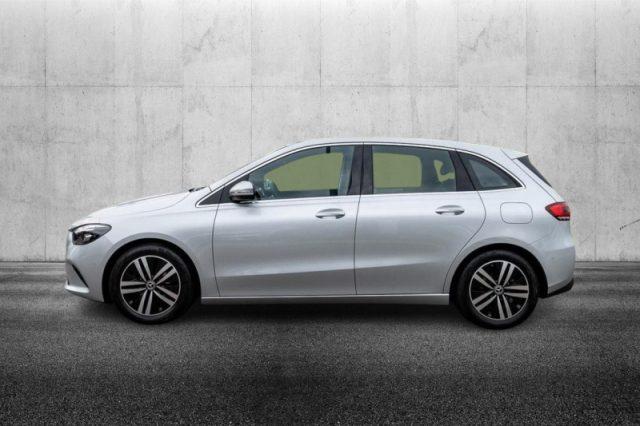 MERCEDES-BENZ B 180 d Sport