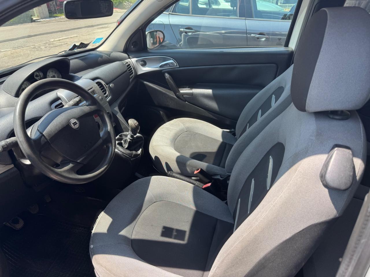 Lancia Ypsilon 1.2 Argento
