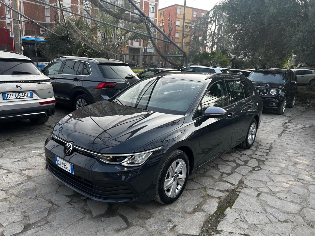 Volkswagen Golf Variant 2.0 TDI SCR Neopatentati