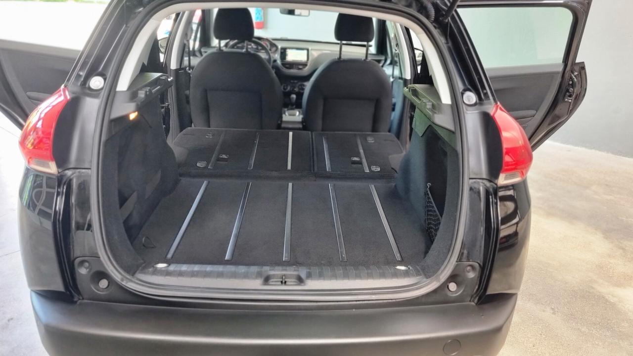 Peugeot 2008 1.2 KM 31.600 UNICO PROPRIETARIO,DISTRIBUZIONE FATTA