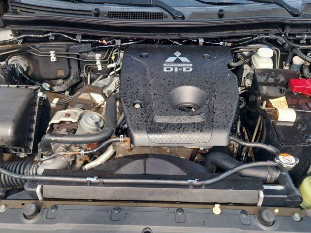 MITSUBISHI L200 2.4 DI-D/181CV Double Cab Intense Hp Mivec