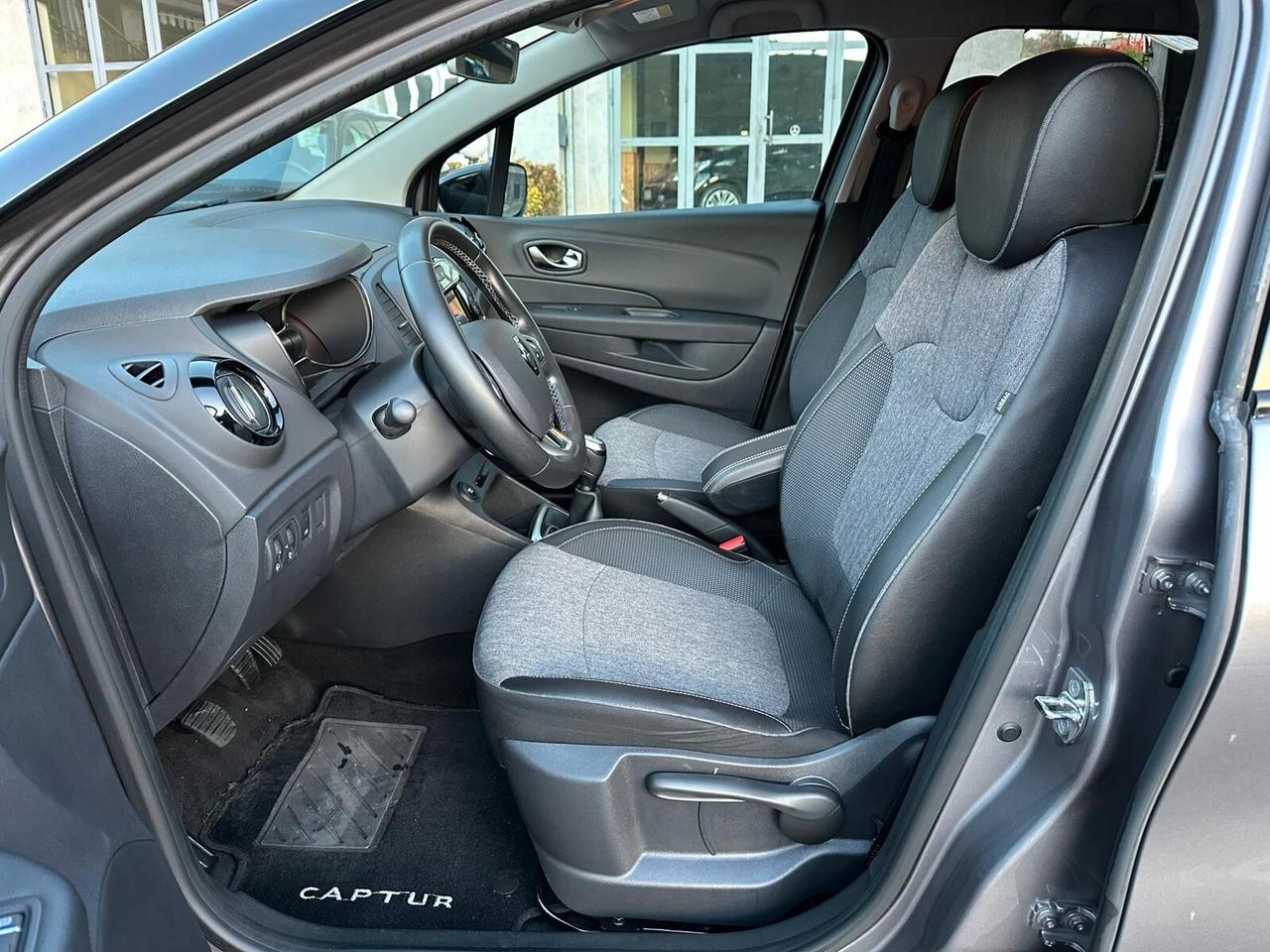 Renault Captur dCi 8V 90 CV EDC Sport Edition2