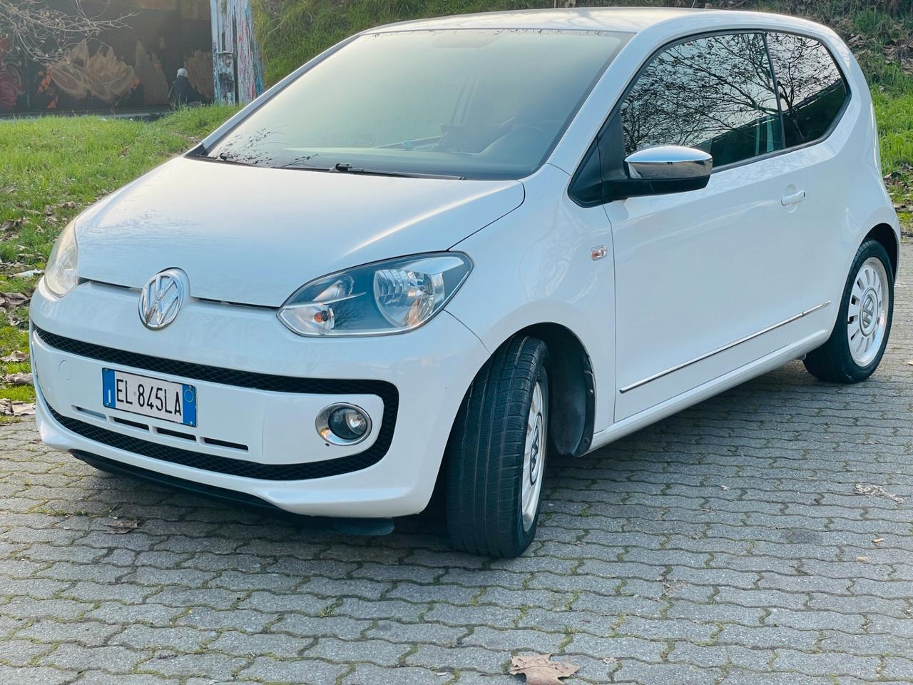Volkswagen up! 1.0 75 CV 3p. high