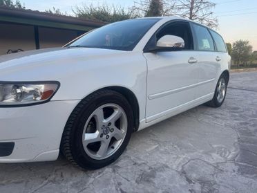 Volvo V50 D2 R-design(problema iniettore)
