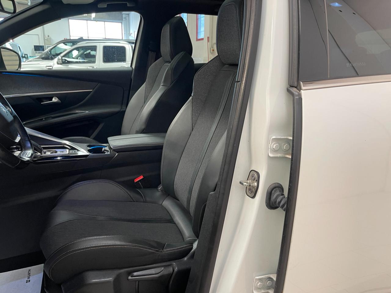 Peugeot 3008 Allure GT Line 1.5 bluehdi-Ok Neopatentati-LEGGI SOTTO