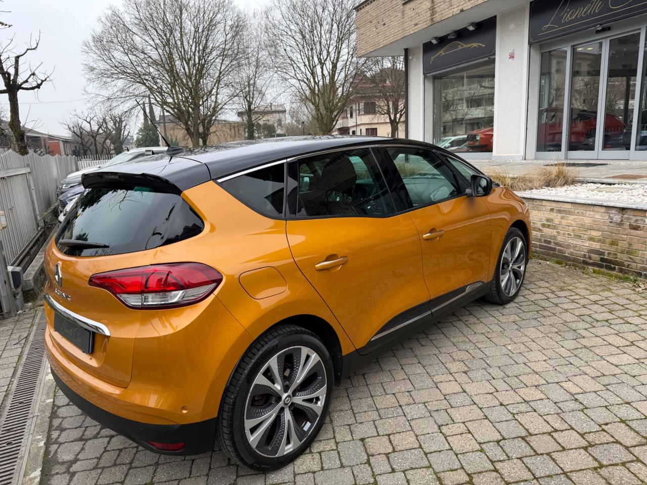 Renault Scenic Scénic dCi 8V 110 CV EDC Energy Intens