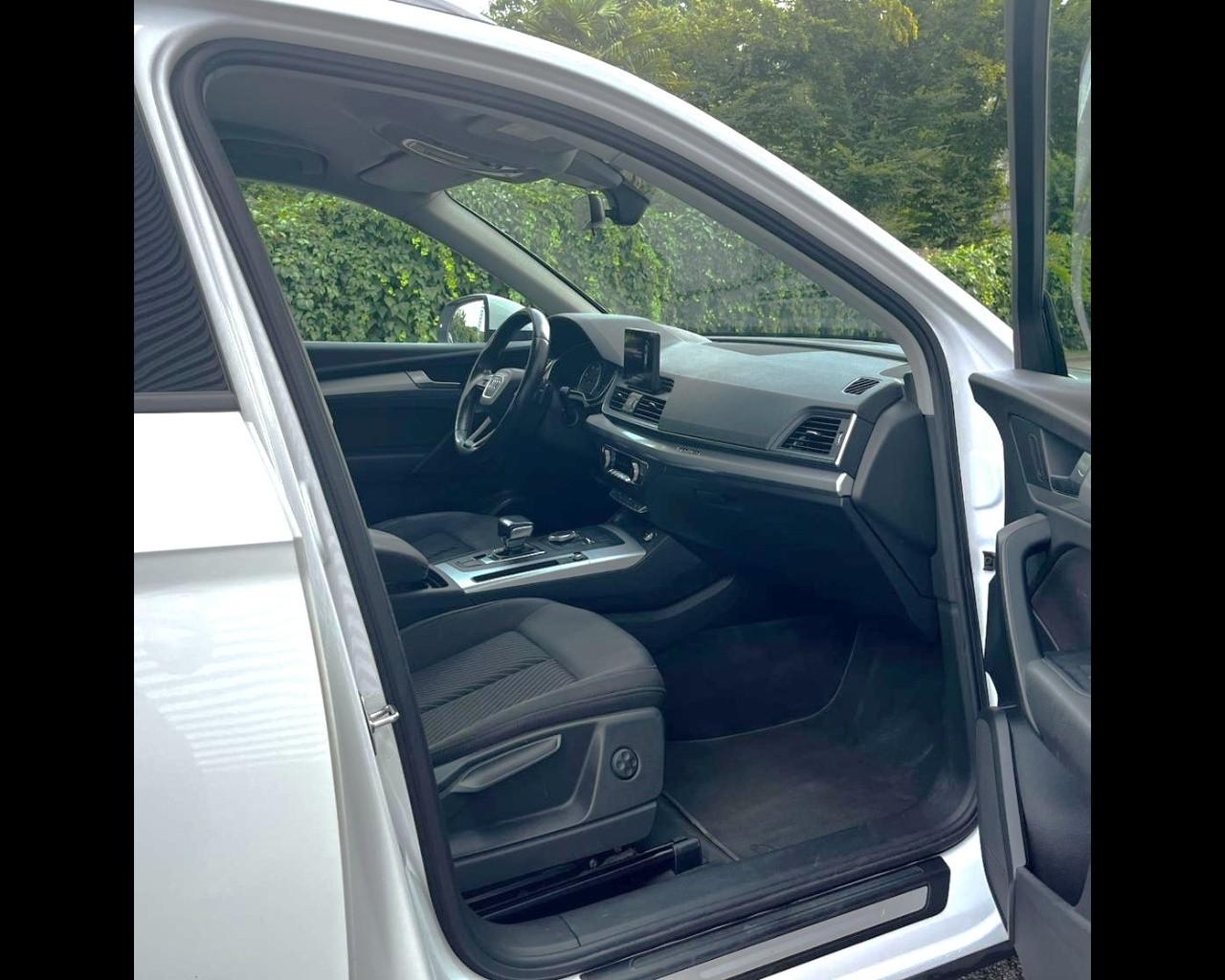AUDI Q5 35 TDI QUATTRO S-TRONIC BUSINESS