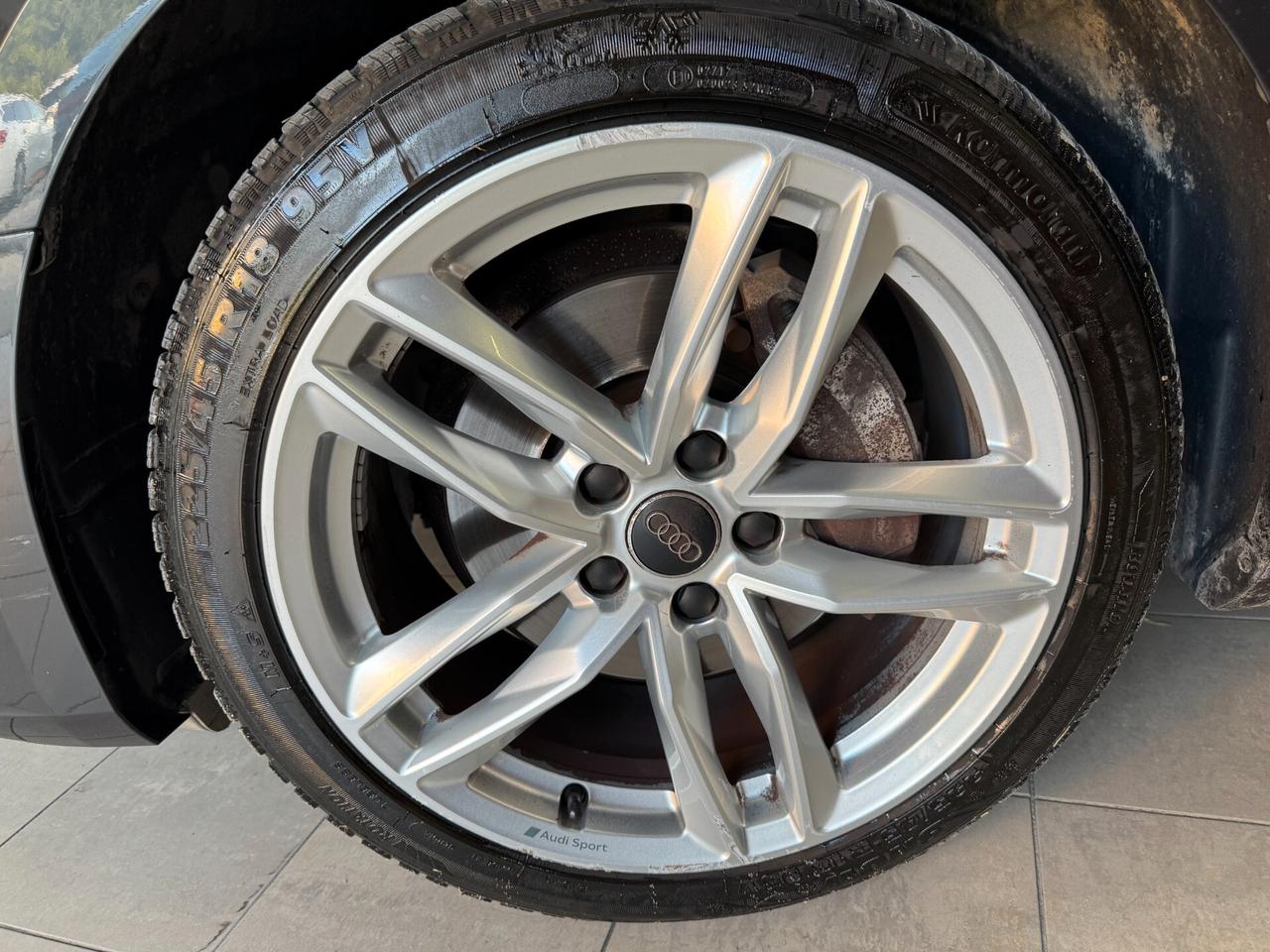 Audi A4 Avant 2018 2.0 TDI 190 CV quattro