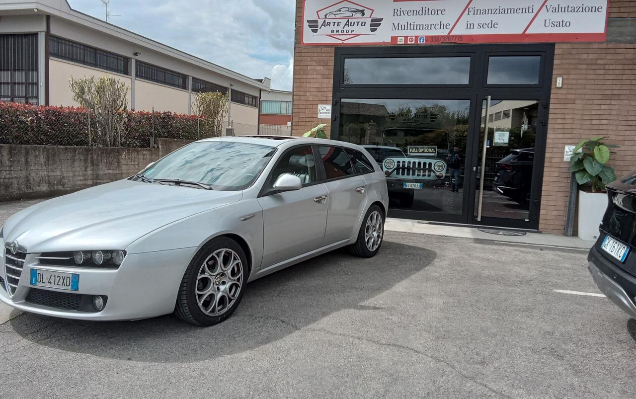 Alfa Romeo 159 1.9 JTDm 16V Sportwagon Exclusive Q-Tronic