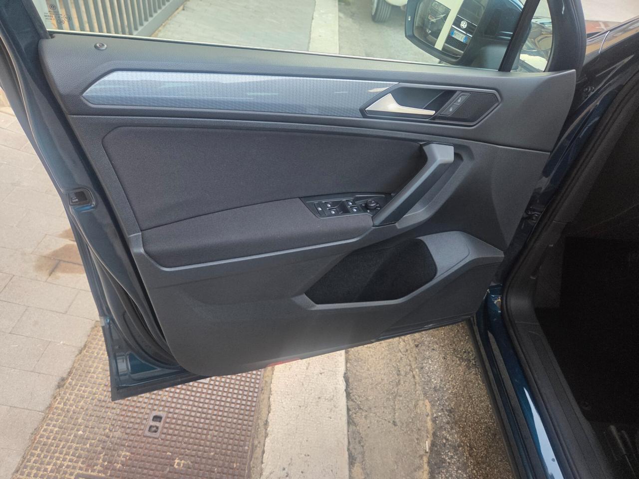 VW TIGUAN 2.0 TDI 150 CV NAVIG LED SOLI KM80000 CERTIF