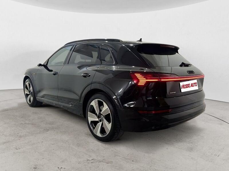 Audi e-tron e-tron 55 quattro