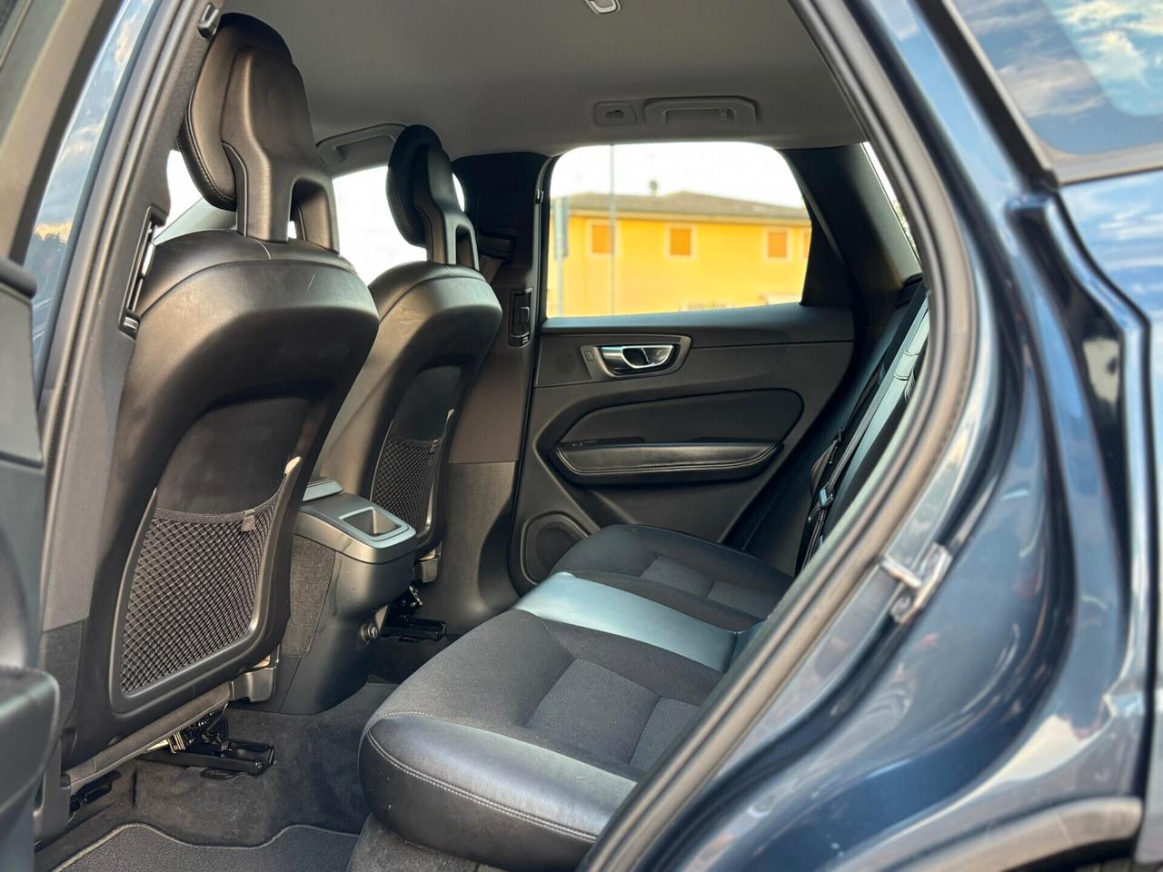 Volvo XC60 2.0 d4 Business AWD Geartronic