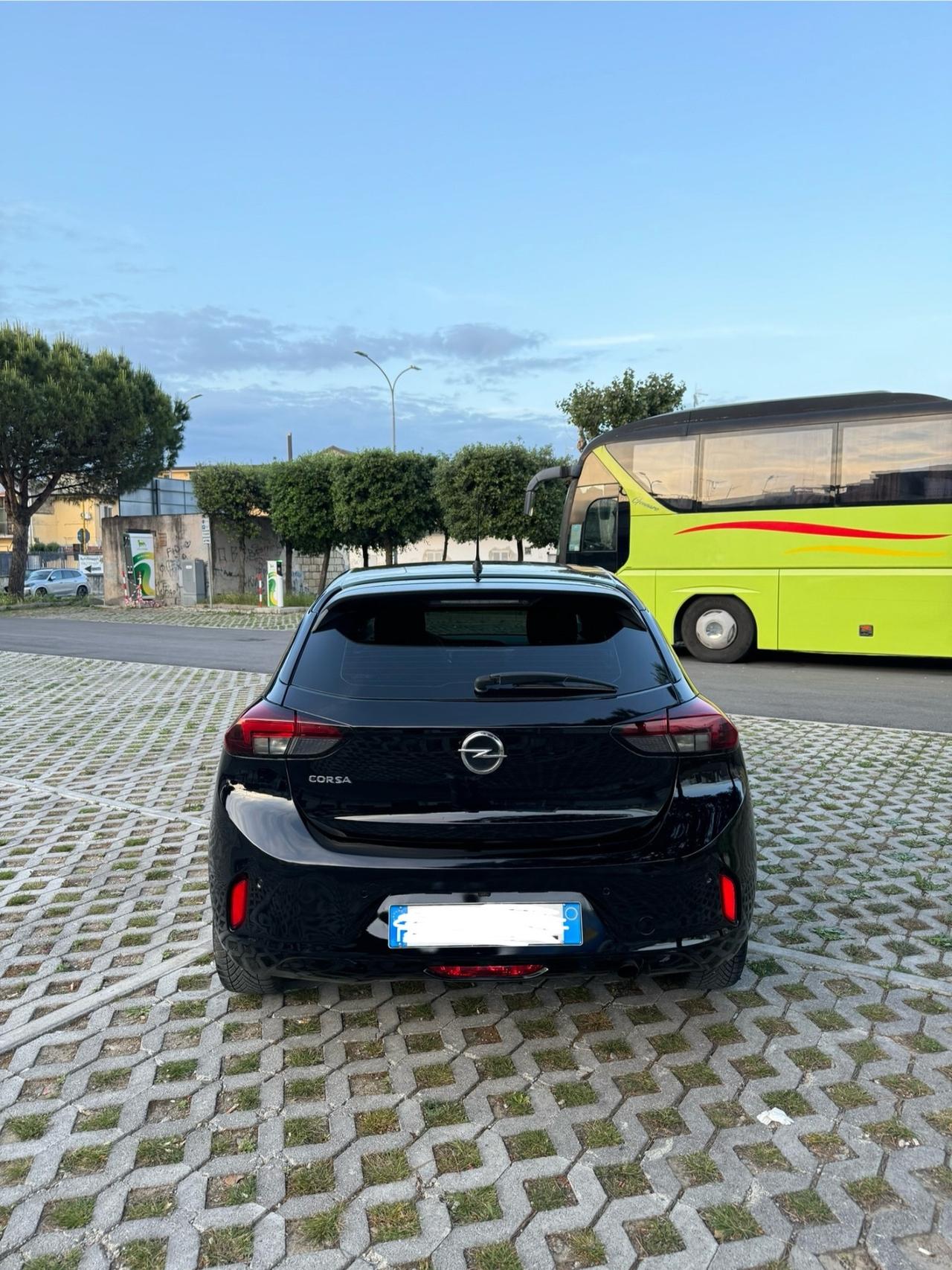 Opel Corsa 1.5 D 100 CV Elegance