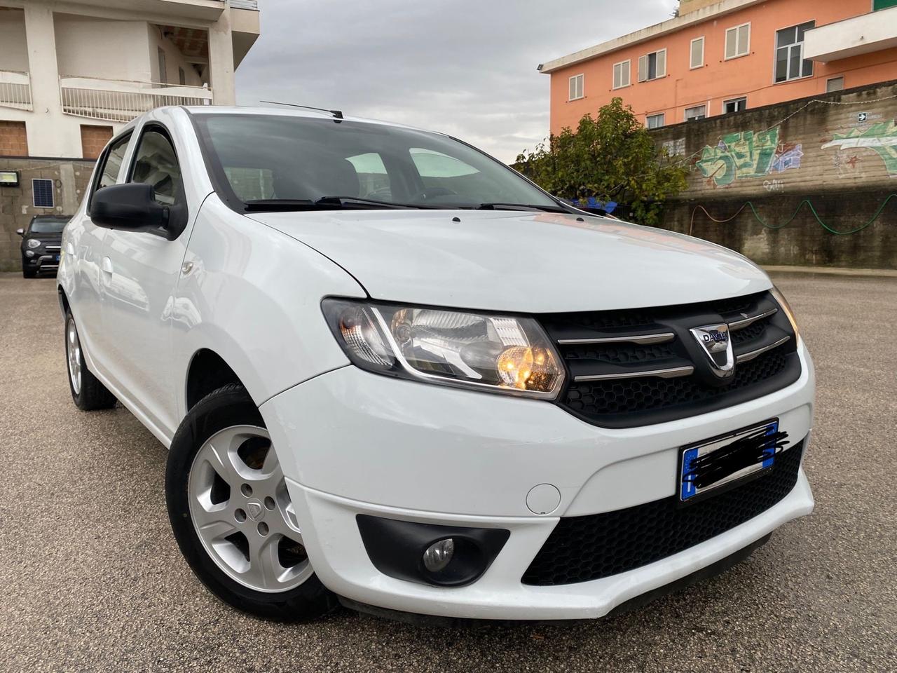 Dacia Sandero 1.2 75CV anno 2015