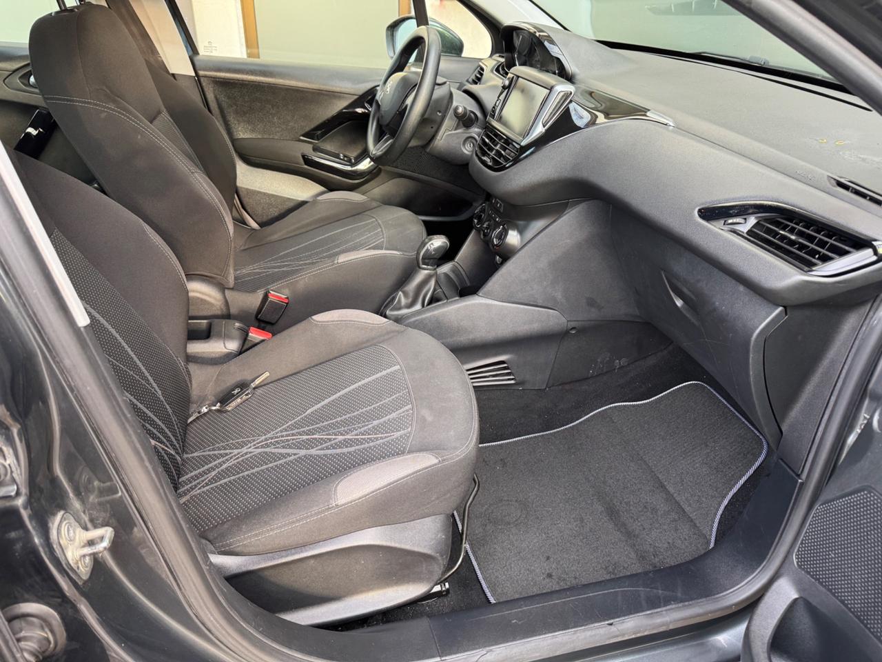 Peugeot 208 1.2 VTi 82 CV 5 porte Active